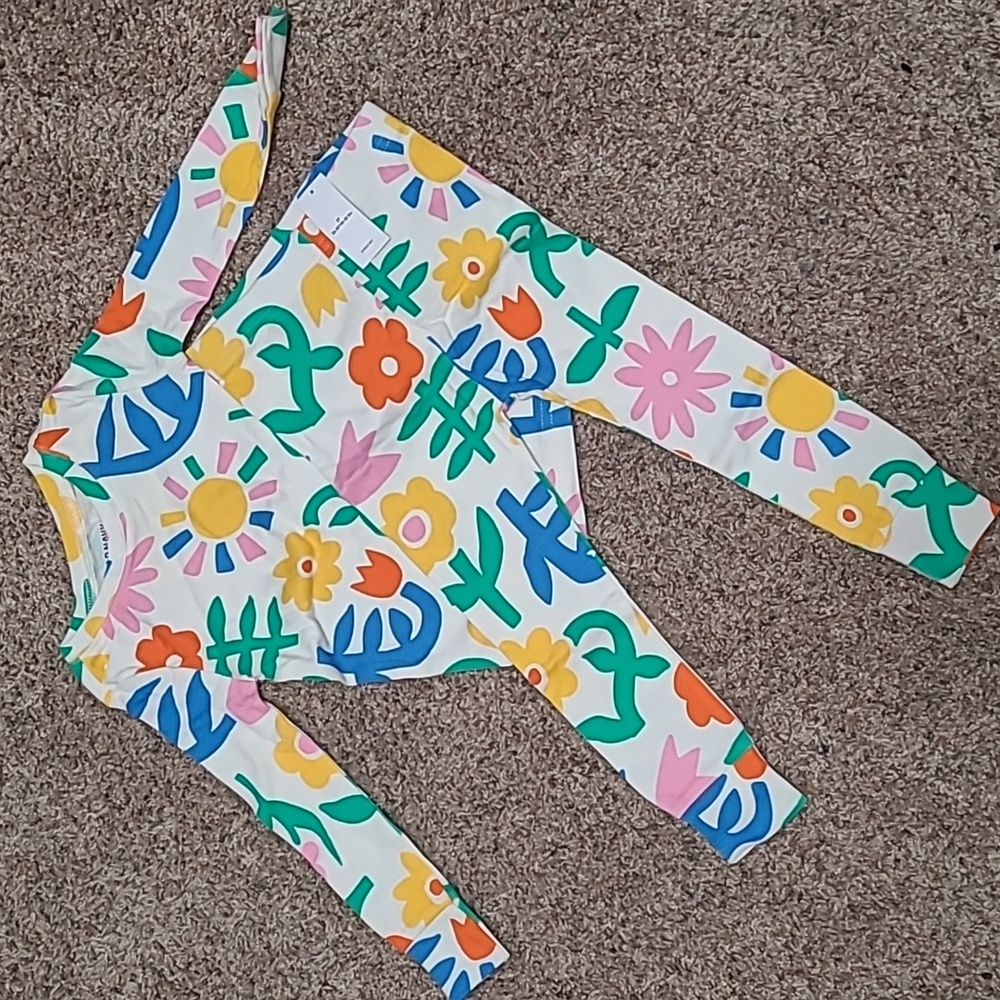 NWT Old Navy Pajamas 2t